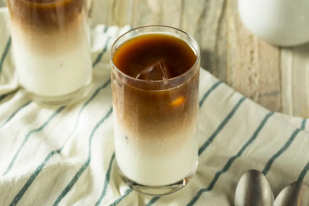 layered iced coffee