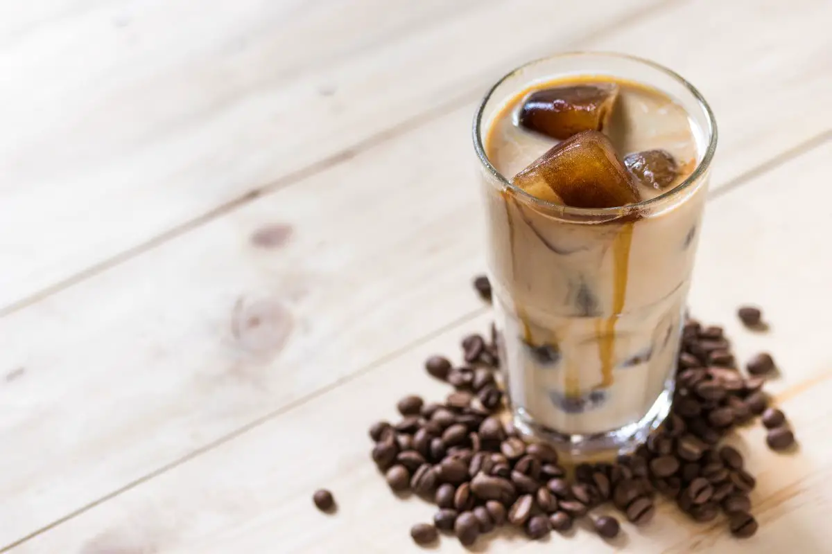 iced coffee with milk calories