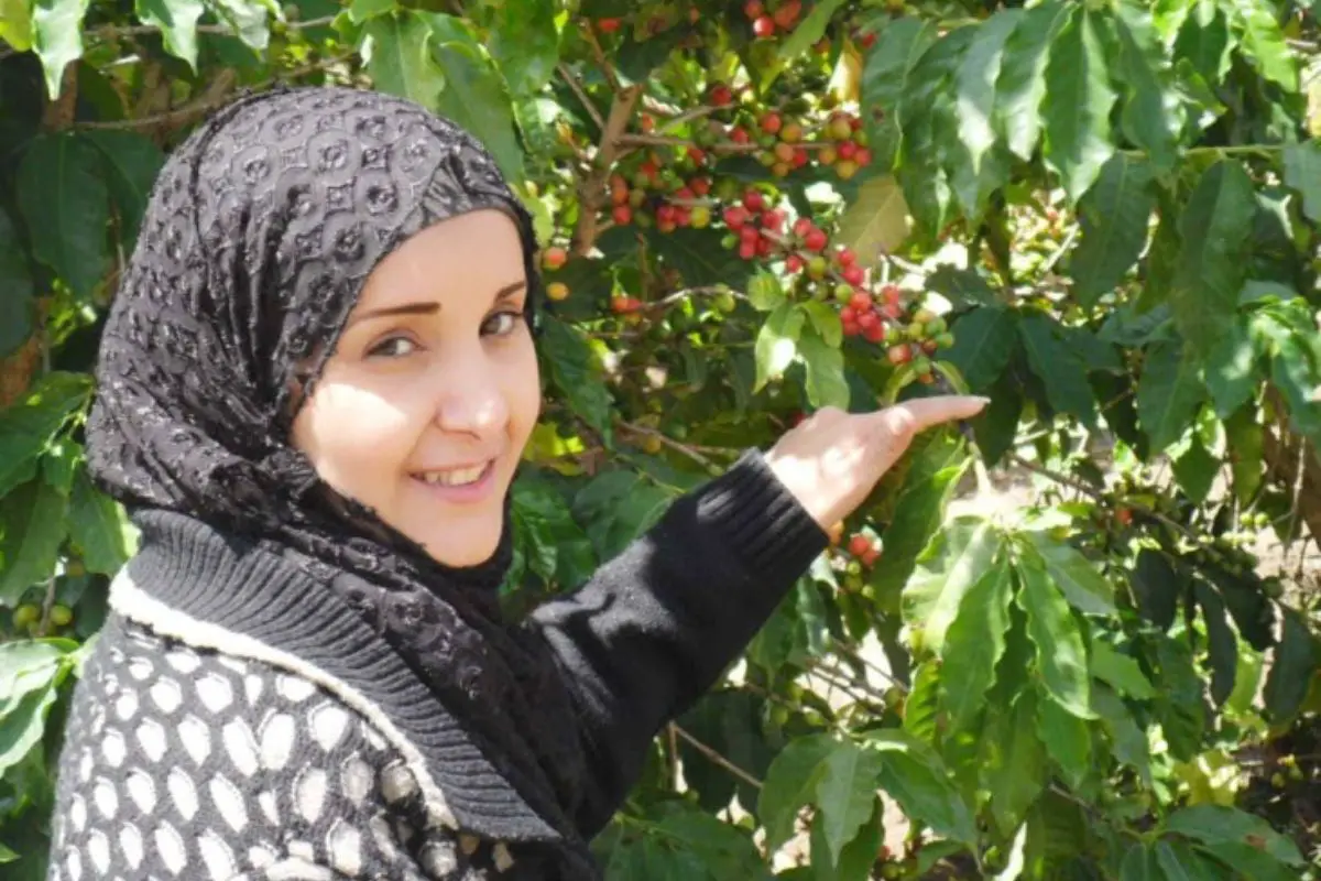 women yemeni coffee