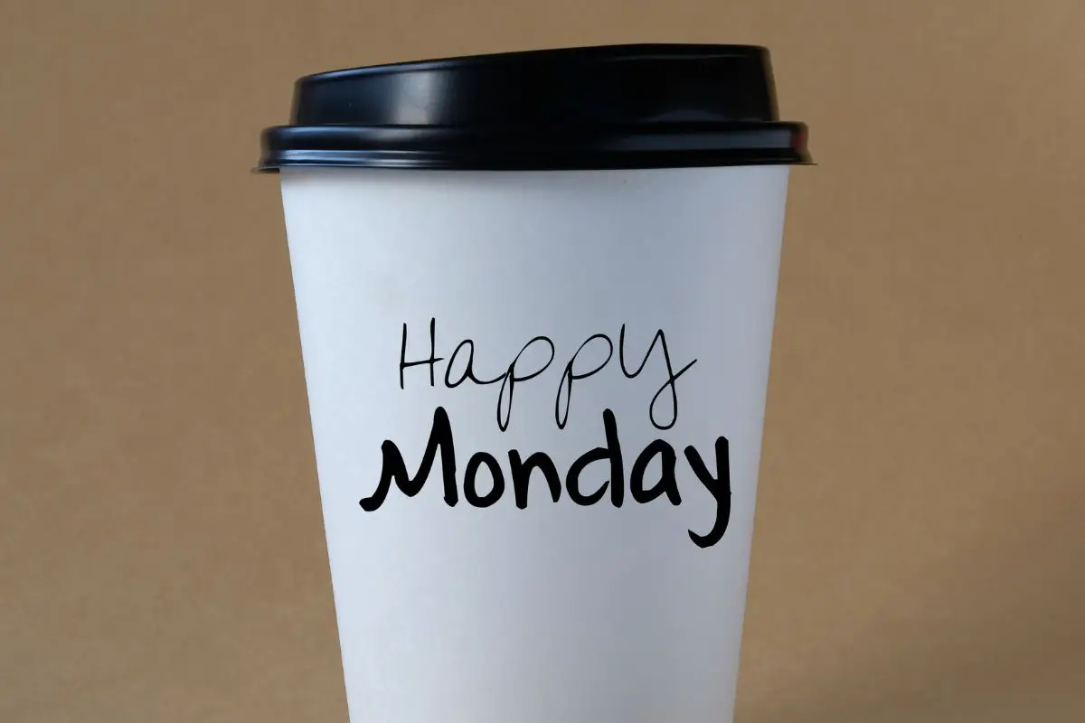 Make Designs On Coffee Cups